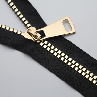 8号树脂拉链现货 方块牙仿金属码装拉链 箱包皮具树脂拉链批发