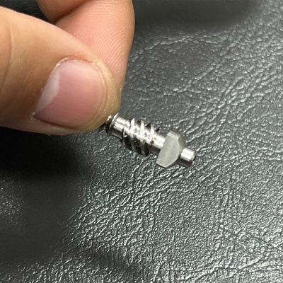 螺丝类精密零件加工 自动数控车床非标加工 来图来样走芯机加工