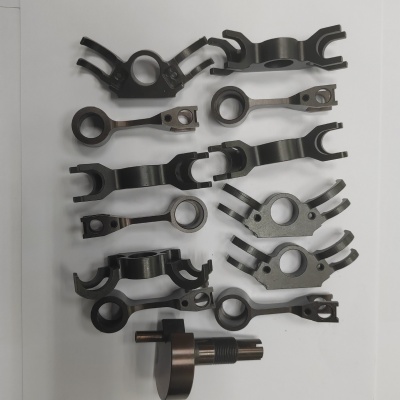 ：曲轴、偏心轴、传动轴等零件，半导体、医疗光伏件镜面加工